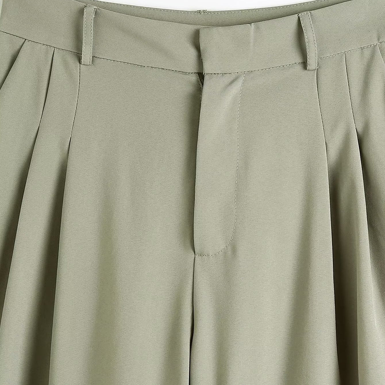 Double Pleat Loose Fit Pants